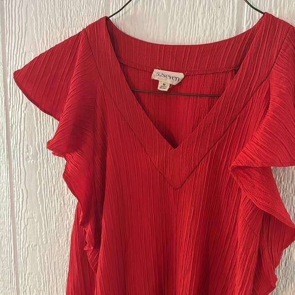 Red flutter sleeve dress size medium - Picture 4 of 8